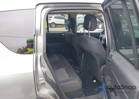 2012 Jeep Compass Latitude из США, поврежденный, VIN 1C4NJDEB1CD563916